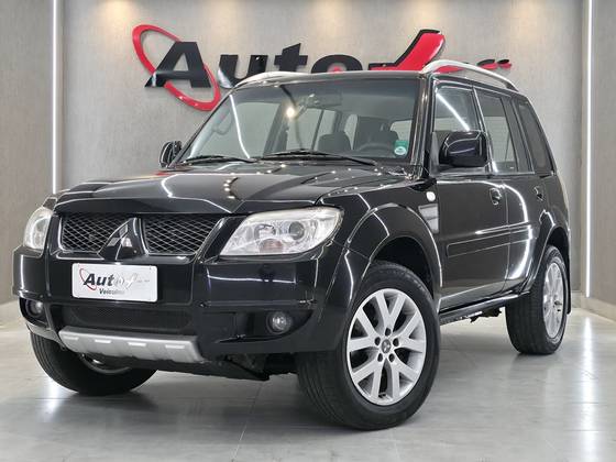 MITSUBISHI PAJERO TR4 2.0 4X2 16V 140CV FLEX 4P AUTOMÁTICO MITSUBISHI PAJERO TR4 2.0 4X2 16V 140CV FLEX 4P AUTOMÁTICO